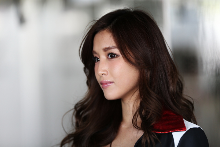 ピットウォーク: レースクイーン