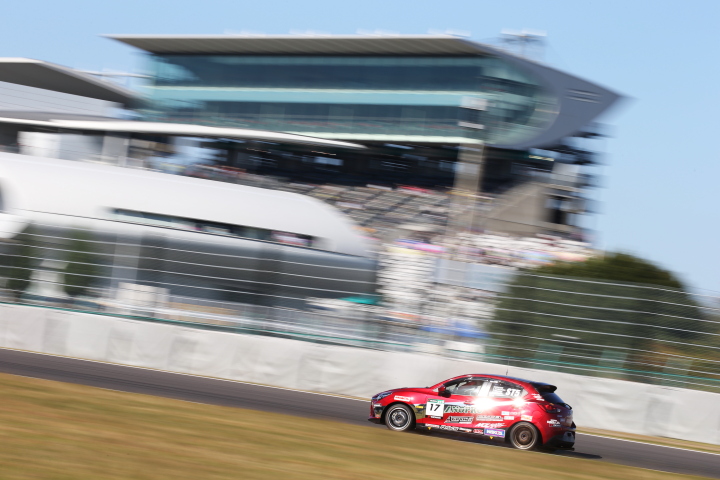 決勝レース: 野上敏彦／谷川達也／野上達也組（ST-5クラス・DXLアラゴスタNOPROデミオSKY-D）