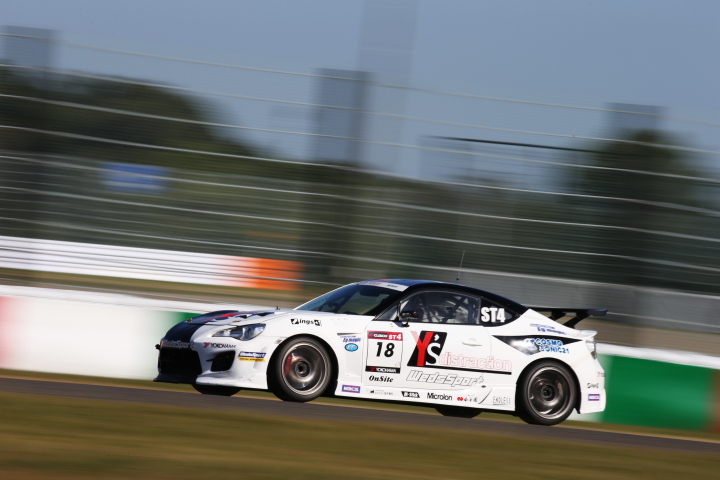 決勝レース: 浅野武夫／森正行／西村和則組（ST-4クラス・Y`s distraction 86）