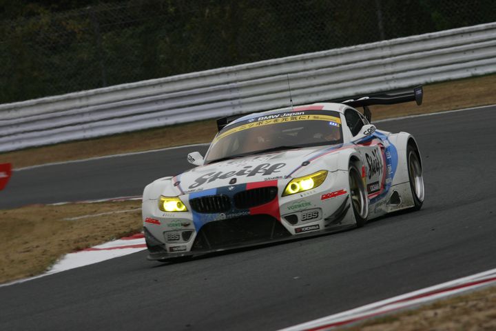 GT300クラス決勝3位はヨルグ・ミューラー／荒聖治組（Studie BMW Z4）