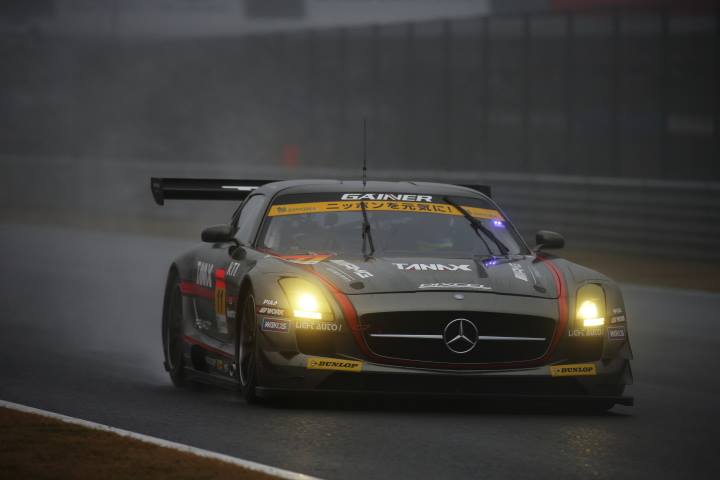 フリー走行: GT300クラス3位は平中克幸／ビヨン・ビルドハイム組（GAINER TANAX SLS）