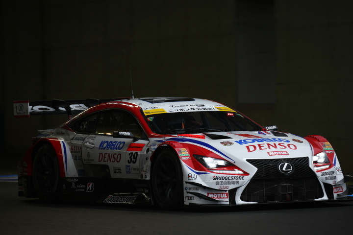 公式練習: 平手晃平／ヘイキ・コバライネン組（GT500クラス・DENSO KOBELCO SARD RC F）