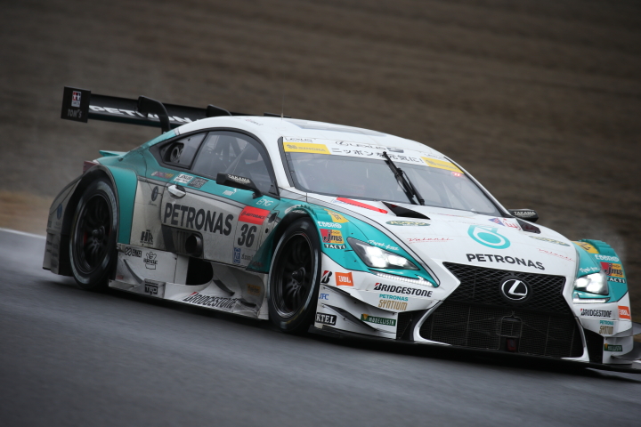 サーキットサファリ: 伊藤大輔／ジェームス・ロシター組（GT500クラス・PETRONAS TOM'S RC F）