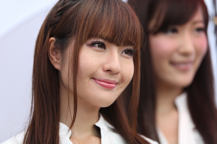 ピットウォーク: レースクイーン