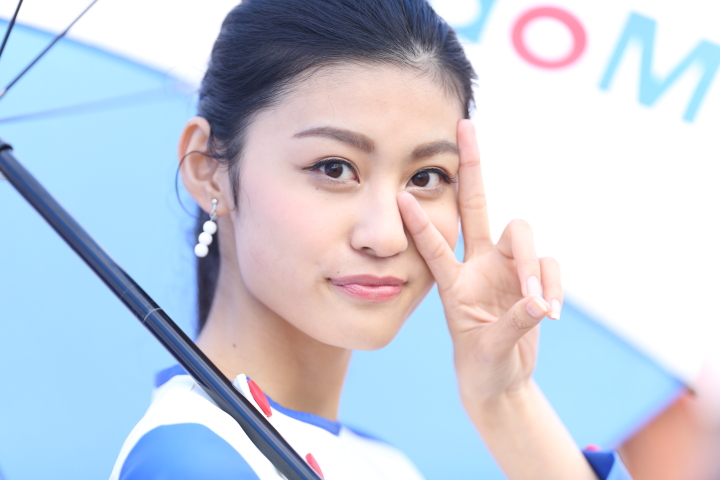 ピットウォーク: レースクイーン