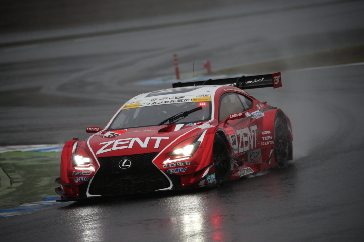 GT500クラスノックアウト予選Q2: 立川祐路（ZENT CERUMO RC F）