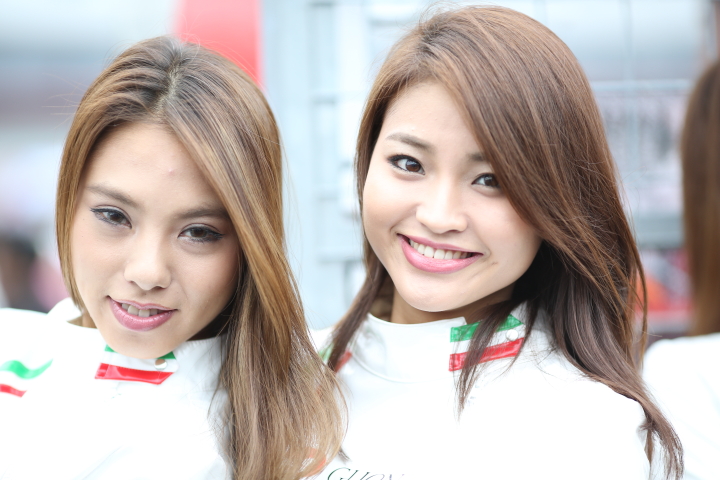 ピットウォーク: レースクイーン