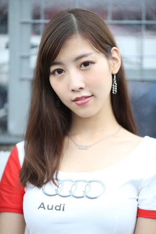 ピットウォーク: レースクイーン