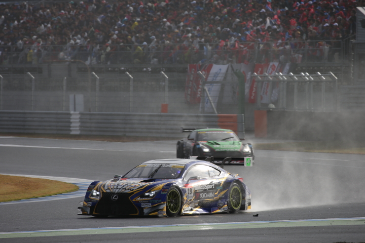 決勝レース: 関口雄飛（WedsSport ADVAN RC F）