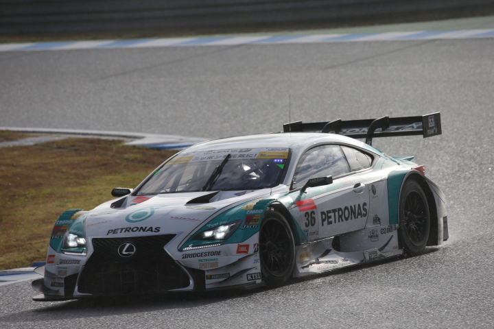 決勝レース: ジェームス・ロシター（PETRONAS TOM'S RC F）