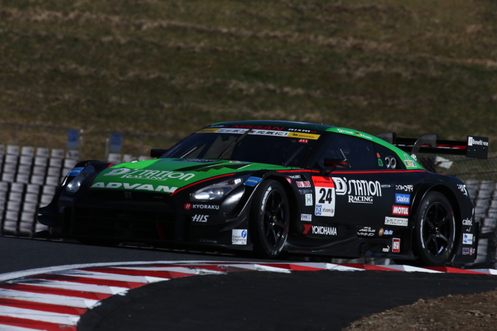 公式練習: 佐々木大樹／ミハエル・クルム組（GT500クラス・D'station ADVAN GT-R）