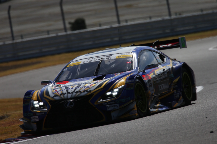 公式練習: 脇阪寿一／関口雄飛組（GT500クラス・WedsSport ADVAN RC F）