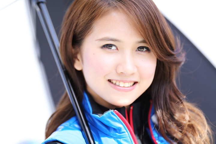 ピットウォーク: レースクイーン