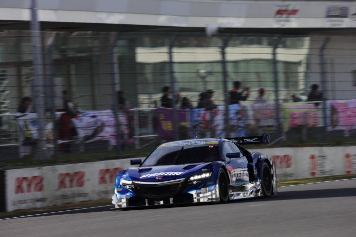 GT500クラスノックアウト予選Q1: 塚越広大（KEIHIN NSX CONCEPT-GT）