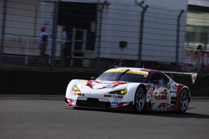 GT300クラスノックアウト予選Q2: 玉中哲二（マッハ車検withいらこん86c-west）