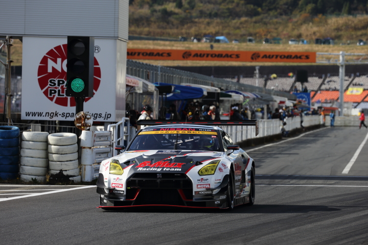 GT300クラスノックアウト予選Q2: 星野一樹（B-MAX NDDP GT-R）