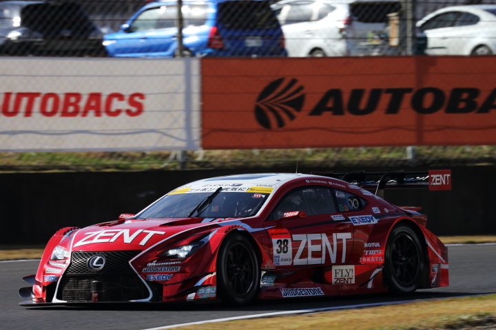 GT500クラスノックアウト予選Q2: 立川祐路（ZENT CERUMO RC F）