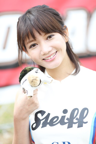 ピットウォーク: レースクイーン