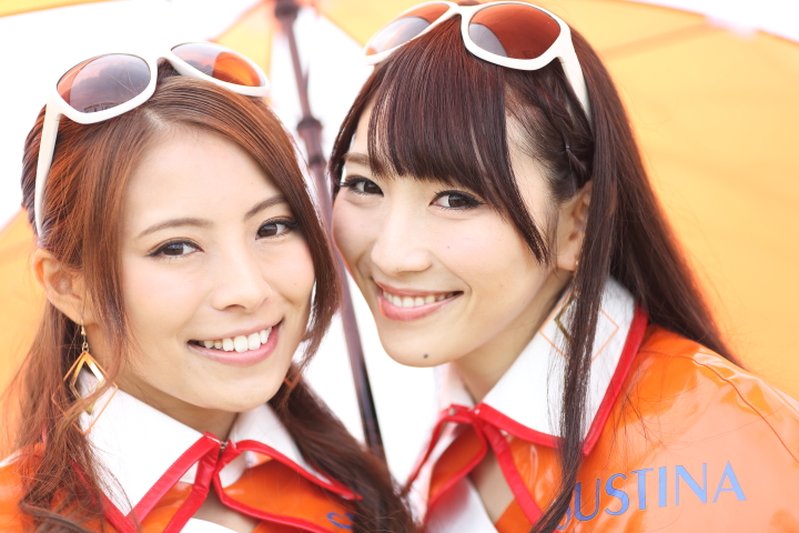 ピットウォーク: レースクイーン