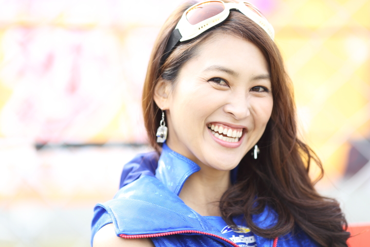 ピットウォーク: レースクイーン