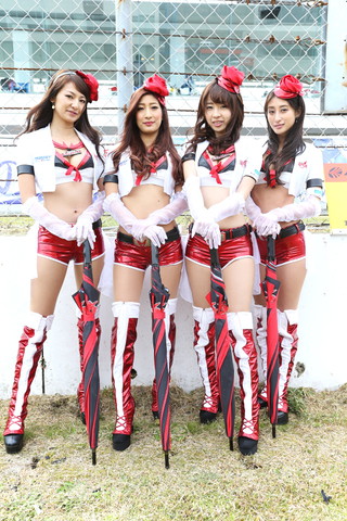 ピットウォーク: レースクイーン