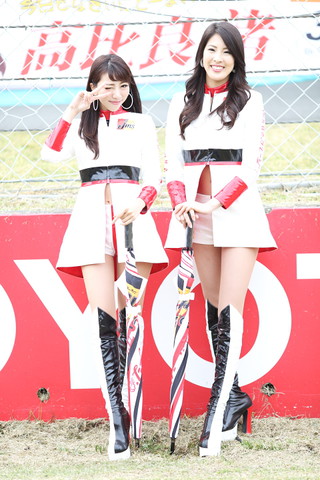 ピットウォーク: レースクイーン