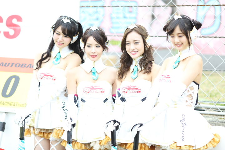 ピットウォーク: レースクイーン