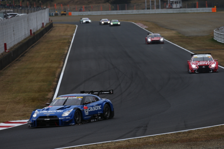 決勝レース: 早くも後続を引き離しにかかるGT500クラスのジョアオ・パオロ・デ・オリベイラ（カルソニックIMPUL GT-R）