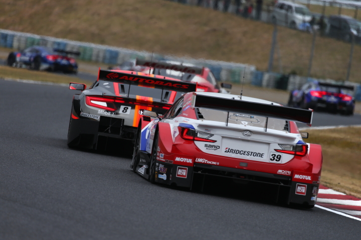 決勝レース: 平手晃平（DENSO KOBELCO SARD RC F）