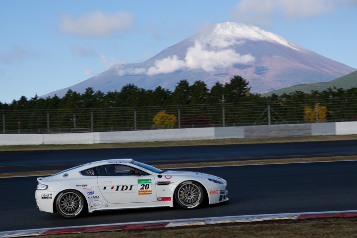占有走行: 高橋／山口組（IDIスピードハートVANTAGE GT4／ASTON MARTIN Vantage GT4）