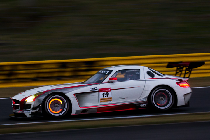 第10戦決勝: 奥村浩一／山脇大輔（BRP★SHIFT SLS AMG GT3／Mercedes Benz SLS AMG GT3）