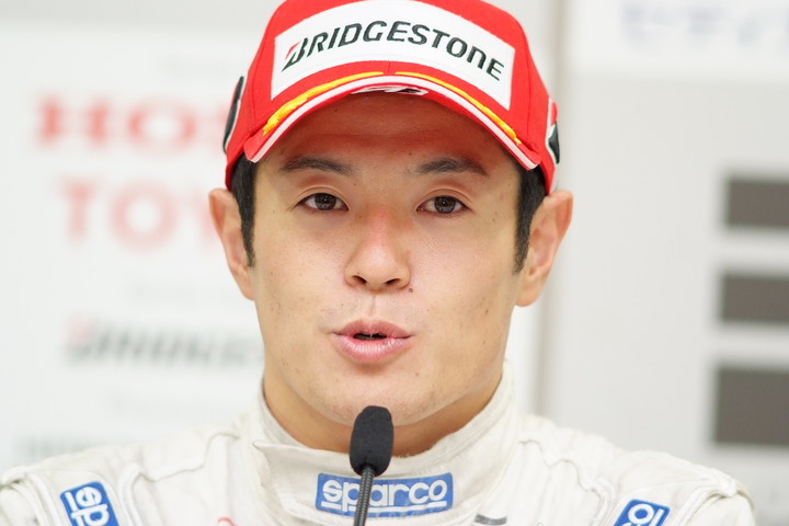 レース2決勝記者会見: 優勝した山本尚貴（TEAM無限）