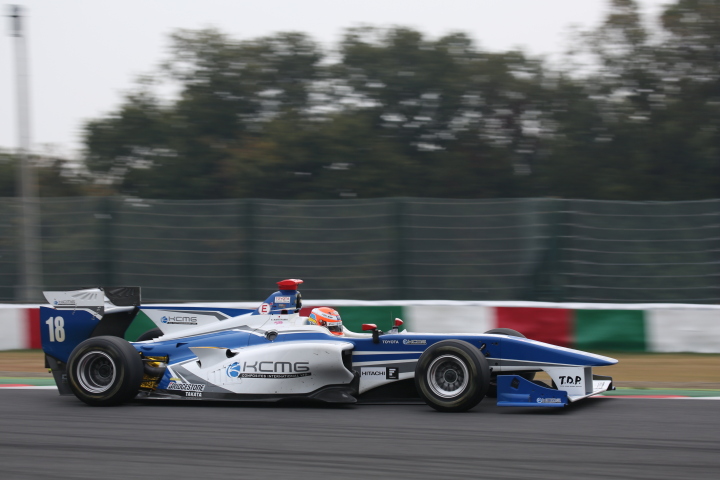 フリー走行: 中山雄一（KCMG Elyse SF14）