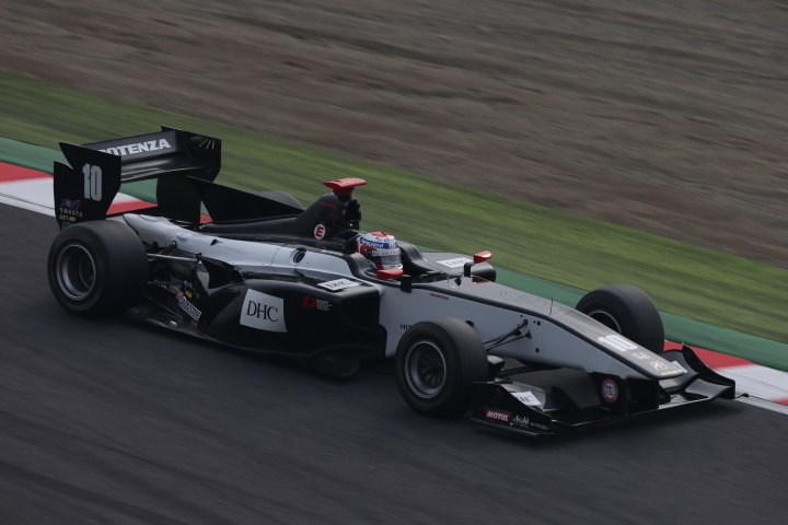 フリー走行: 塚越広大（REAL SF14）