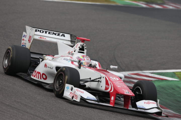 フリー走行: 野尻智紀（DOCOMO DANDELION M40S SF14）