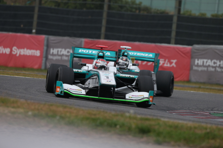 フリー走行: 中嶋一貴（PETRONAS TOM’S SF14）