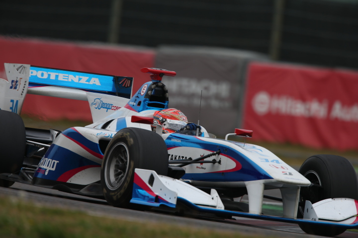 フリー走行: 小暮卓史（DRAGO CORSE SF14）