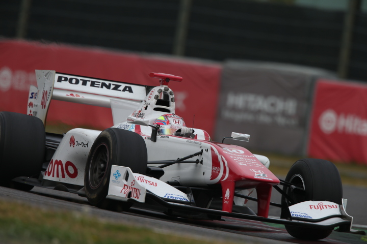 フリー走行: 野尻智紀（DOCOMO DANDELION M40S SF14）