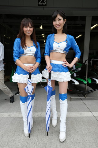 ピットウォーク: レースクイーン