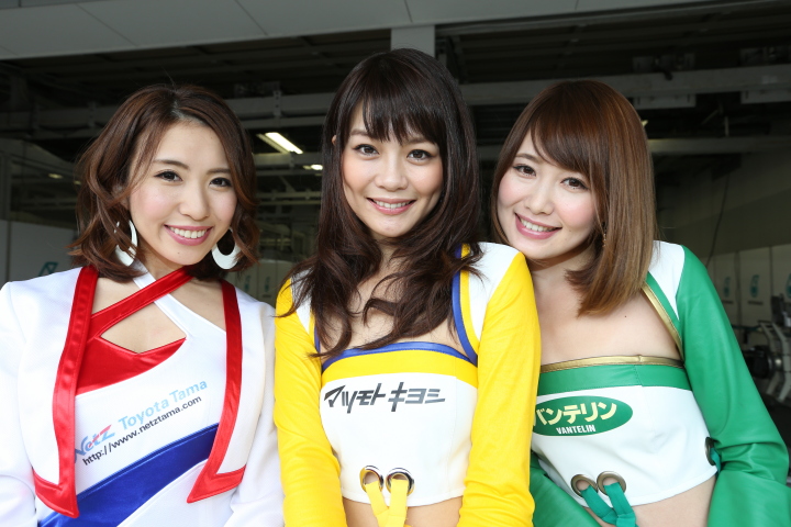 ピットウォーク: レースクイーン