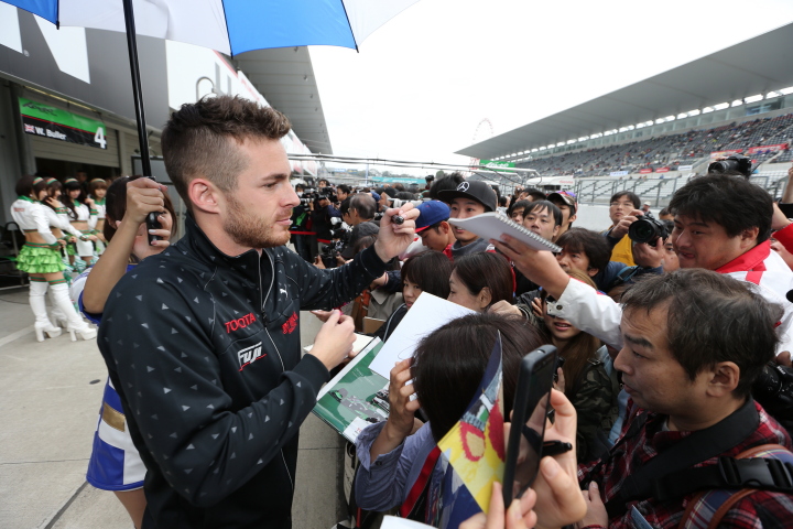 ピットウォーク: ジェームス・ロシター（KONDO RACING）