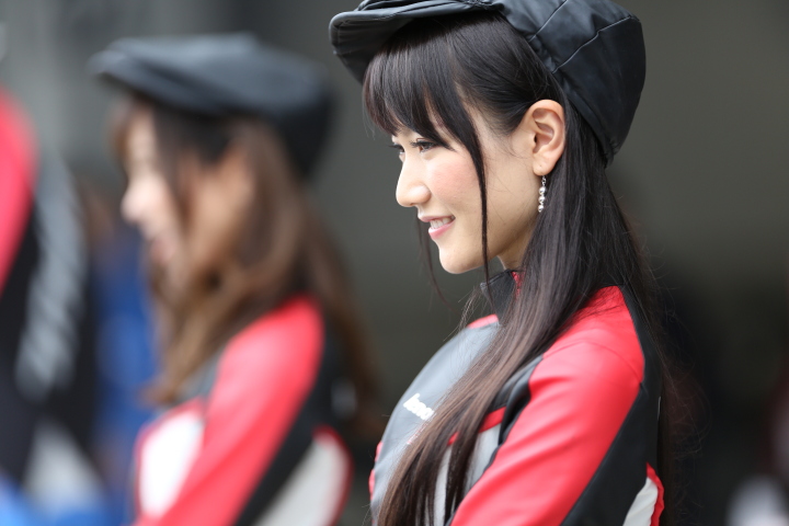 ピットウォーク: レースクイーン