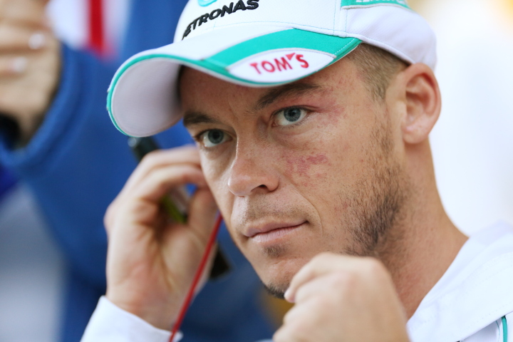 キッズピットウォーク: アンドレ・ロッテラー（PETRONAS TEAM TOM'S）