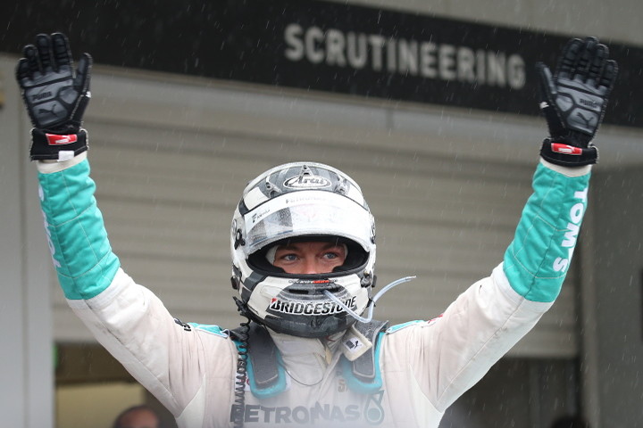 決勝レース1: アンドレ・ロッテラー（PETRONAS TEAM TOM'S）