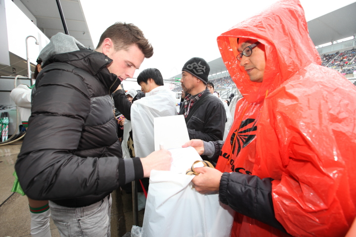 ピットウォーク: ウィリアム・ブラー（KONDO RACING）