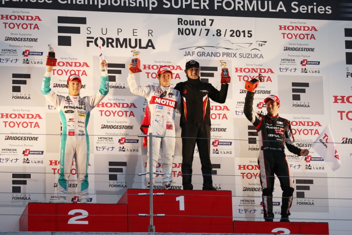 決勝レース2: 表彰式