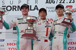 f3-rd14-r-podium