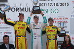 f3-rd17-r-podium
