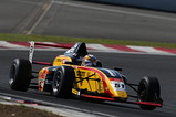 第3戦予選2位、第4戦予選3位の三笠雄一(B-MAX RACING F110) fiaf4-r3_4-51