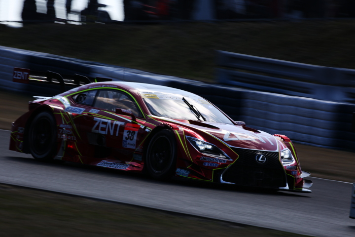 公式テスト岡山: 立川祐路／石浦宏明組（GT500クラス・ZENT CERUMO RC F）